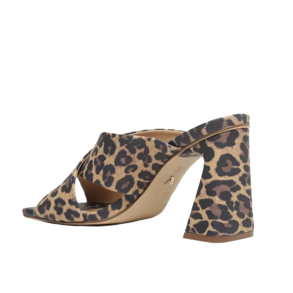 Sandália Arezzo Animal Print Salto Bloco Aberta